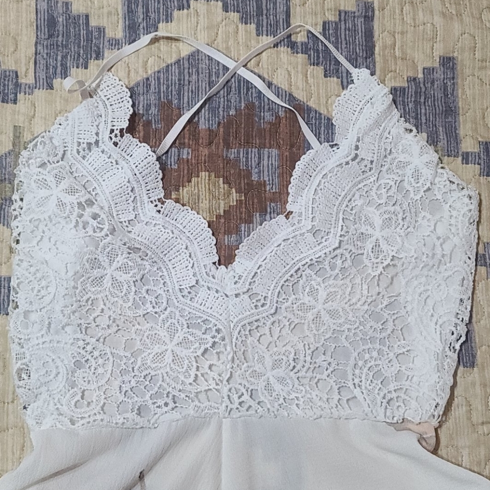 Romper - Picture 3 of 4